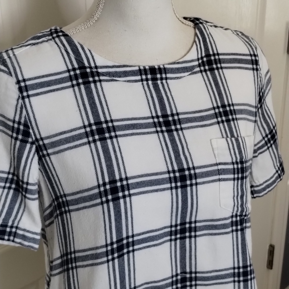 Madewell women's small button back blue/white plaid flannel feel material top - Picture 2 of 13